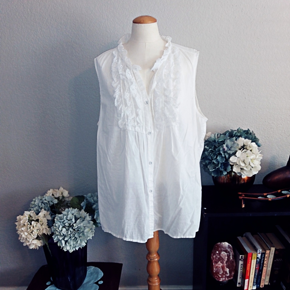 COPY - Marisa Christina white sleeveless blouse sz 2X